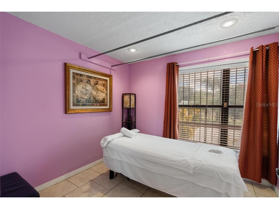 4900 33rd Avenue N Saint Petersburg FL 33710 TB8447529 image17