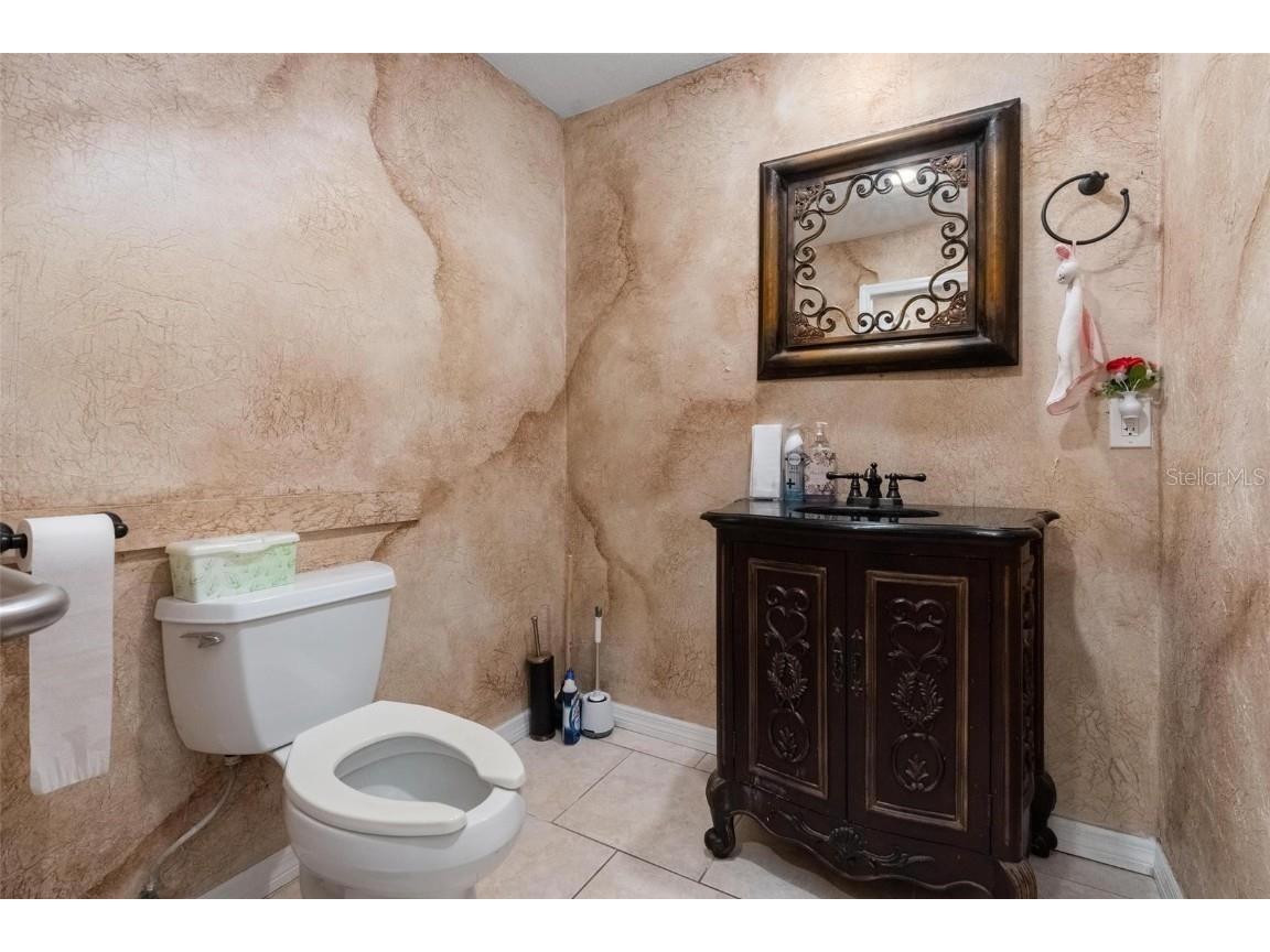 4900 33rd Avenue N Saint Petersburg FL 33710 TB8447529 image21