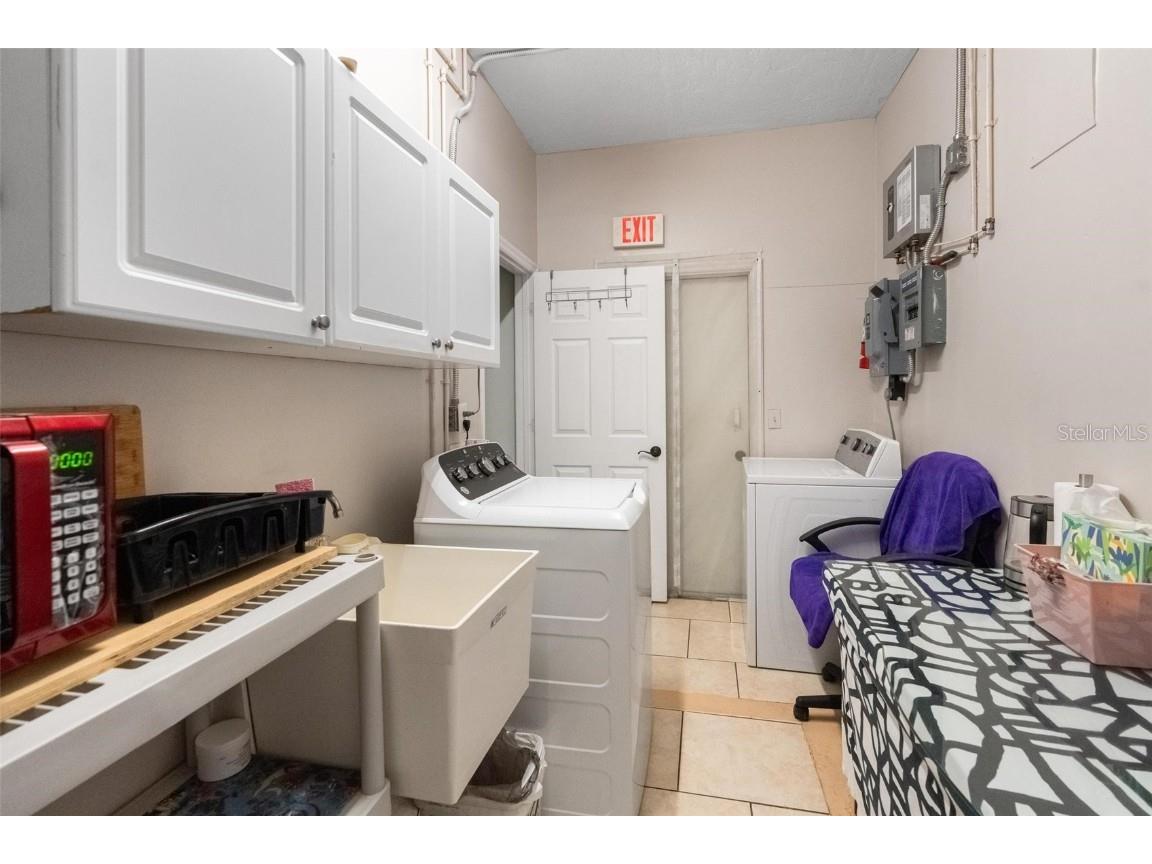 4900 33rd Avenue N Saint Petersburg FL 33710 TB8447529 image23