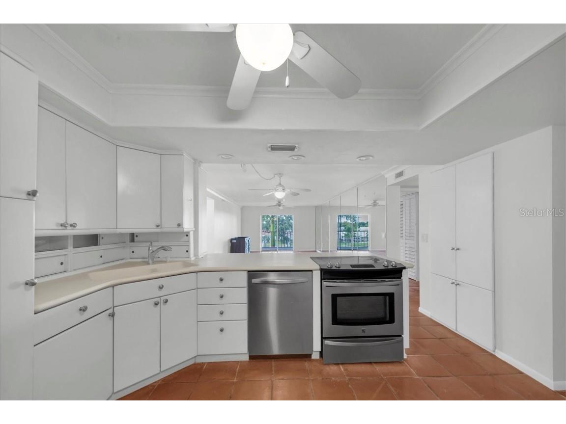 4900 38th Way S #302 Saint Petersburg FL 33711 TB8455282 image16