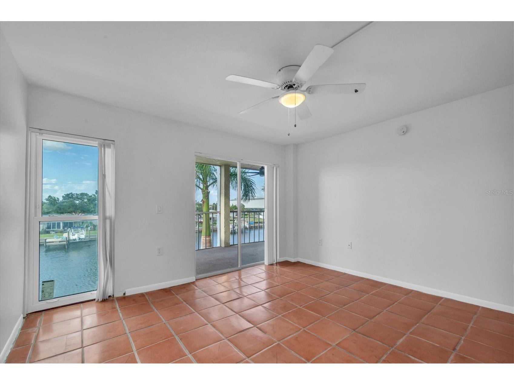 4900 38th Way S #302 Saint Petersburg FL 33711 TB8490867 image20