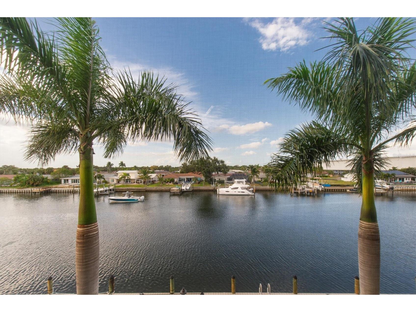 4900 38th Way S #302 Saint Petersburg FL 33711 TB8490867 image33