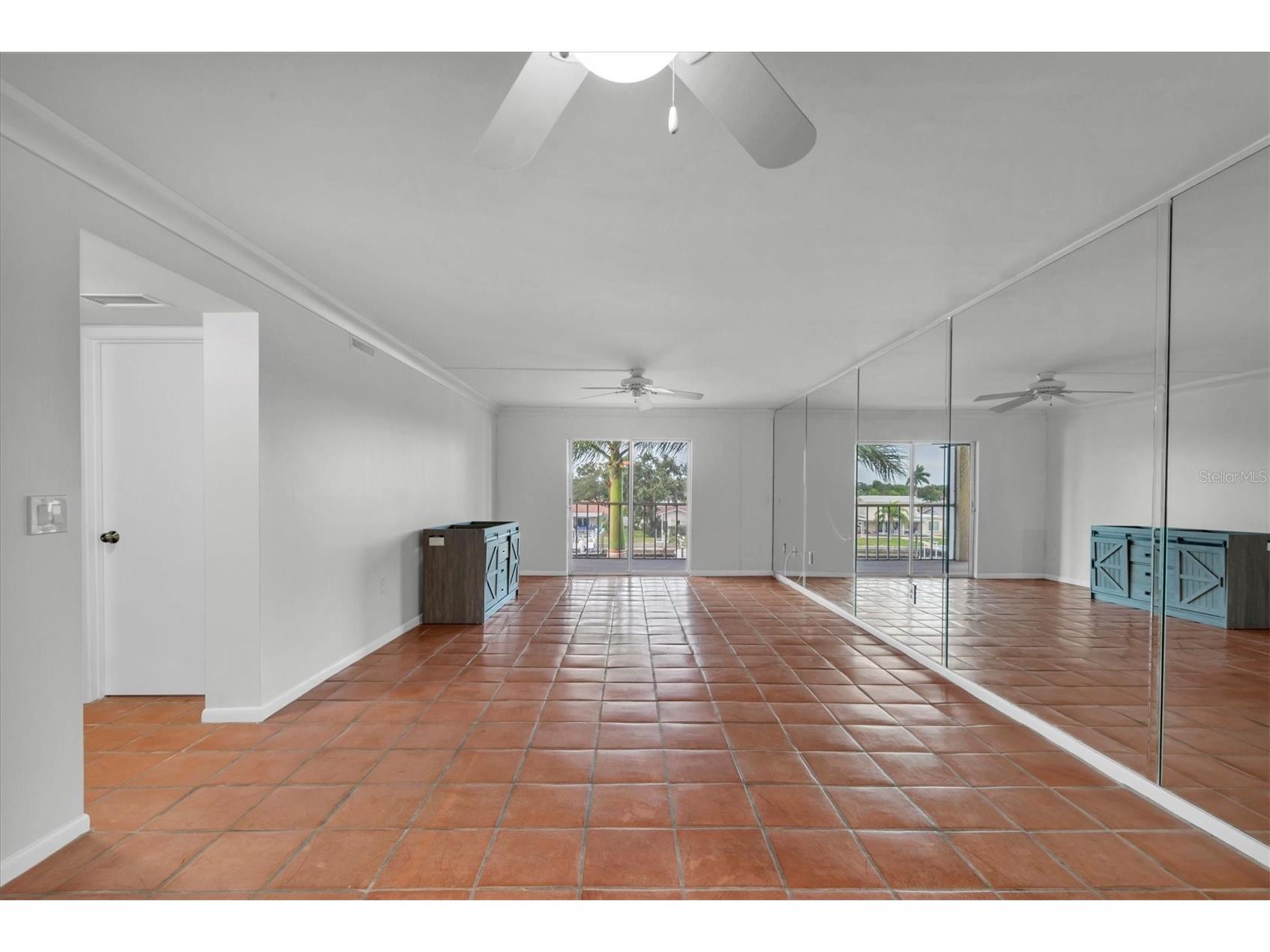 4900 38th Way S #302 Saint Petersburg FL 33711 TB8490867 image6