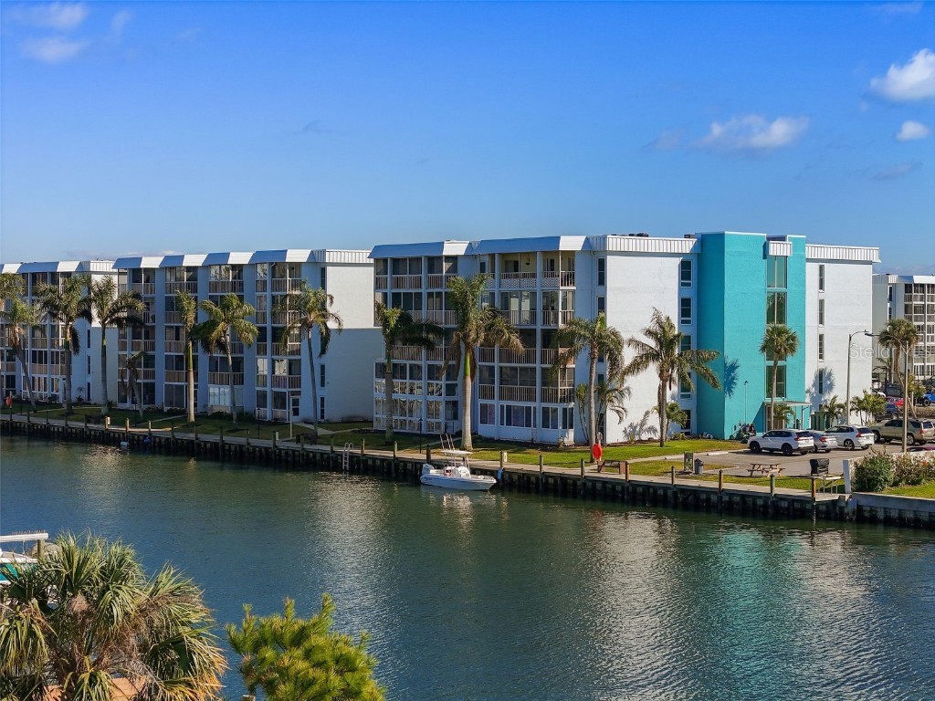 4900 38th Way S #304 Saint Petersburg FL 33711 TB8354973 image1