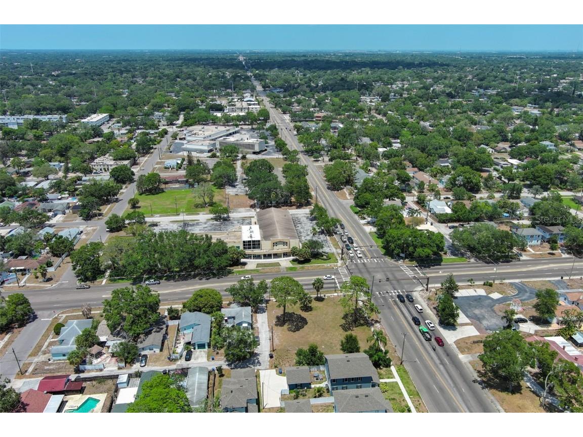 4900 5th Avenue N Saint Petersburg FL 33710 TB8429754 image11