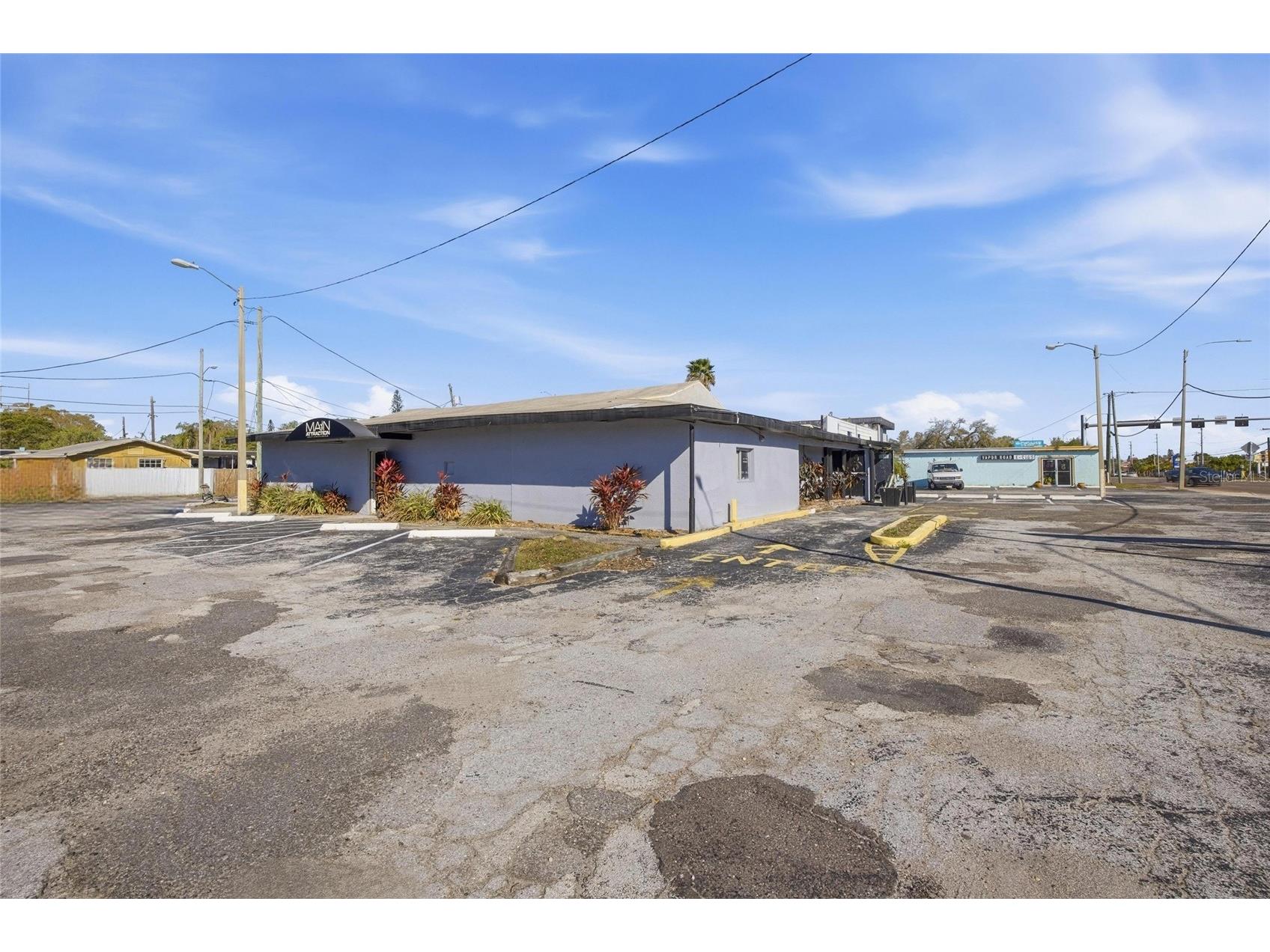 4900 66th Street N Saint Petersburg FL 33709 TB8479808 image3