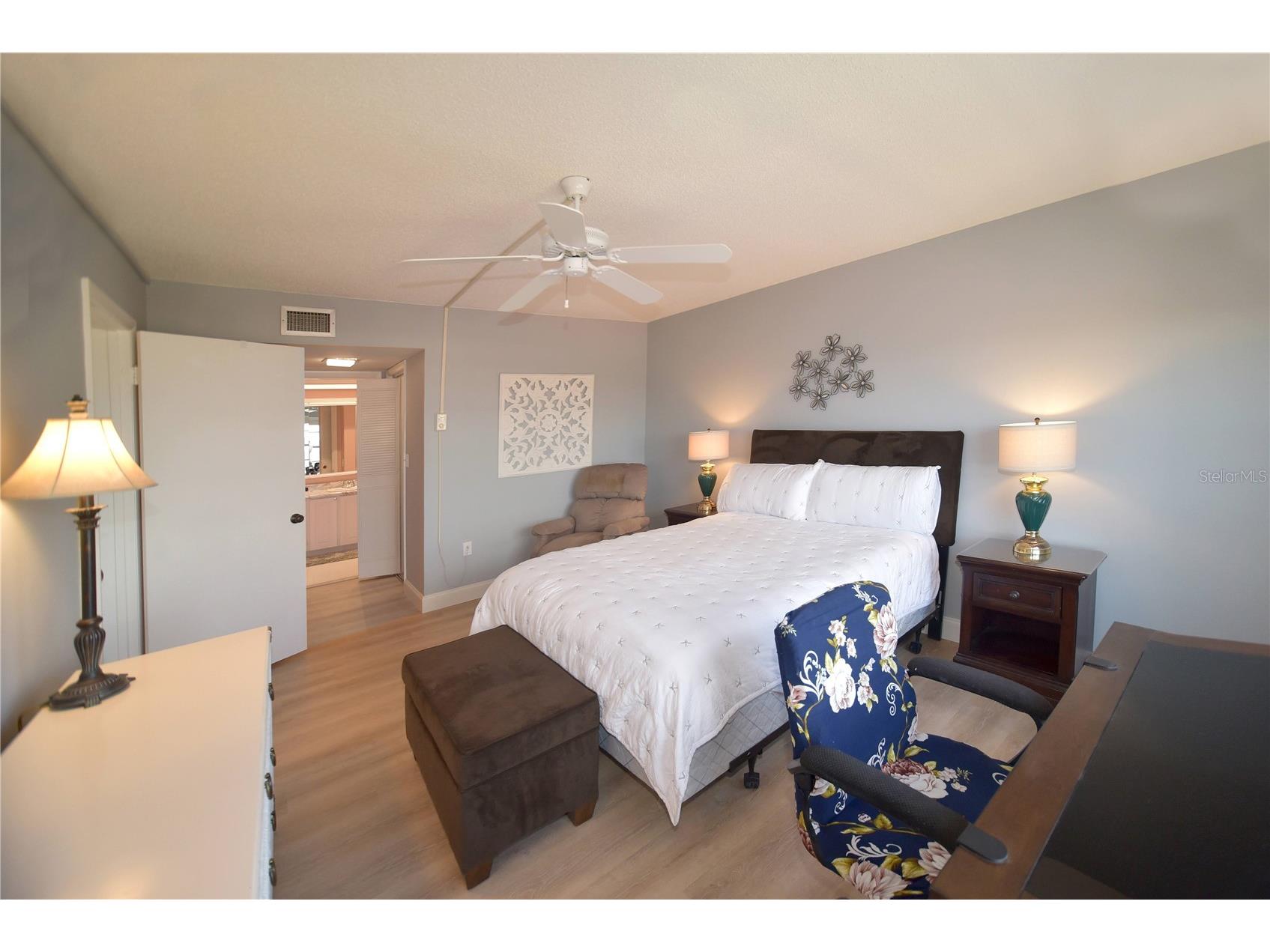 4900 Brittany Drive S #1003 Saint Petersburg FL 33715 - BOCA CIEGA TAMPA BAY TB8432618 image14