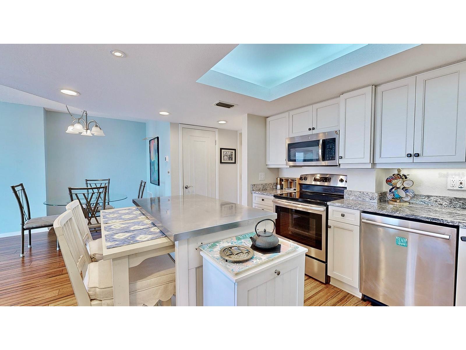 4900 Brittany Drive S #1011 Saint Petersburg FL 33715 - BOCA CIEGA BAY TB8403404 image3