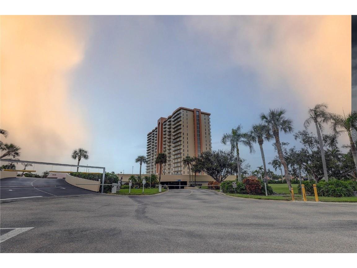 4900 Brittany Drive S #1409 Saint Petersburg FL 33715 - BOCA CIEGA BAY TB8424291 image2