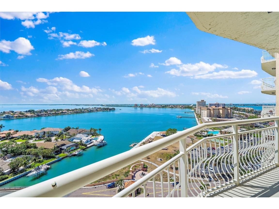 4900 Brittany Drive S #1610 Saint Petersburg FL 33715 U8195077 image1