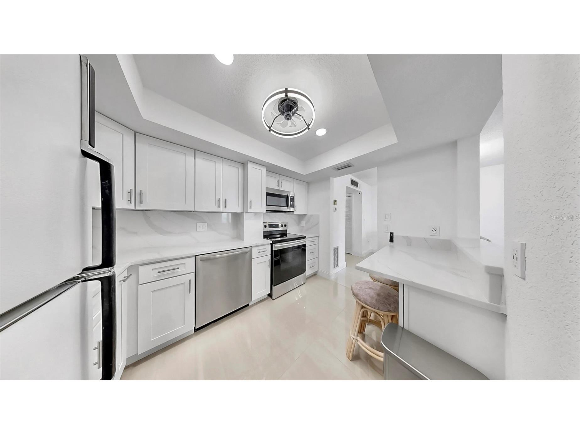 4900 Brittany Drive S #1702 Saint Petersburg FL 33715 - GULF OF MEXICO TAMPA BAY TB8412469 image9