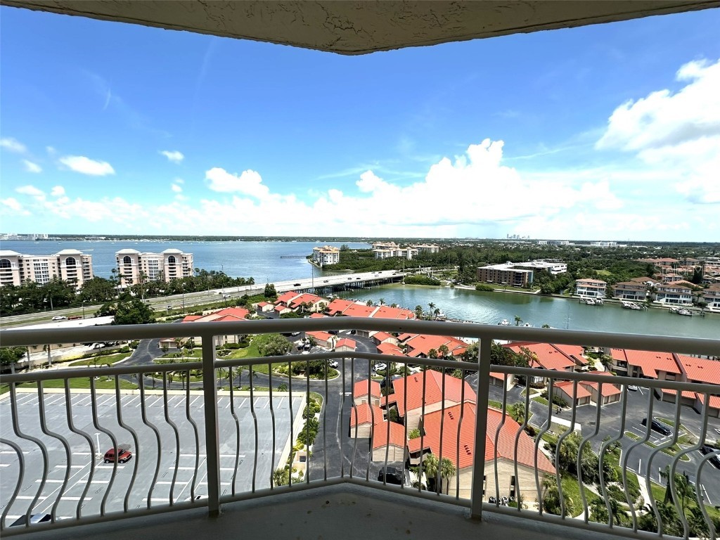 4900 Brittany Drive S #1705 Saint Petersburg FL 33715 - BOCA CIEGA BAY TB8414668 image1