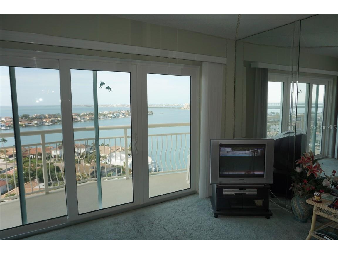 4900 Brittany Drive S #1706 Saint Petersburg FL 33715 TB8367850 image12