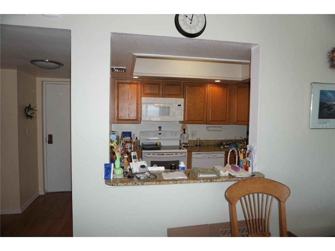 4900 Brittany Drive S #1706 Saint Petersburg FL 33715 TB8367850 image3