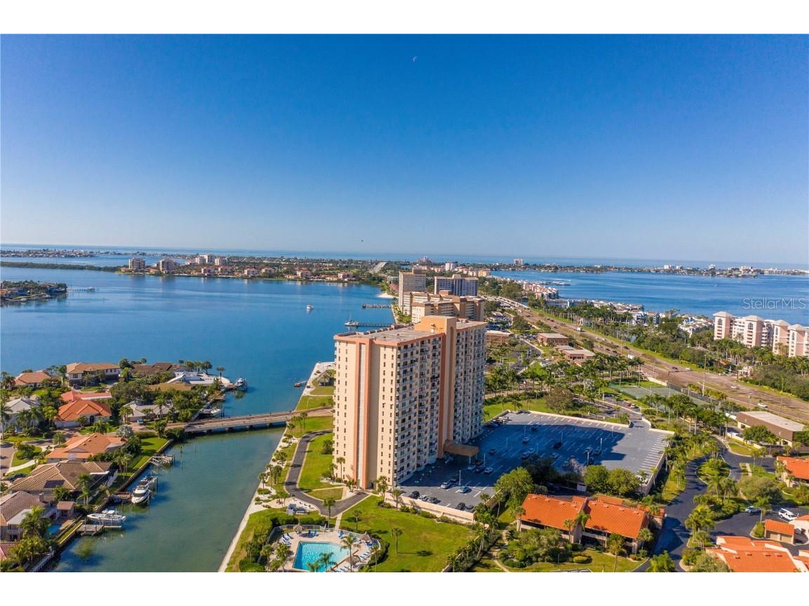 4900 Brittany Drive S #1809 Saint Petersburg FL 33715 - BOCA CIEGA BAY U8194039 image1