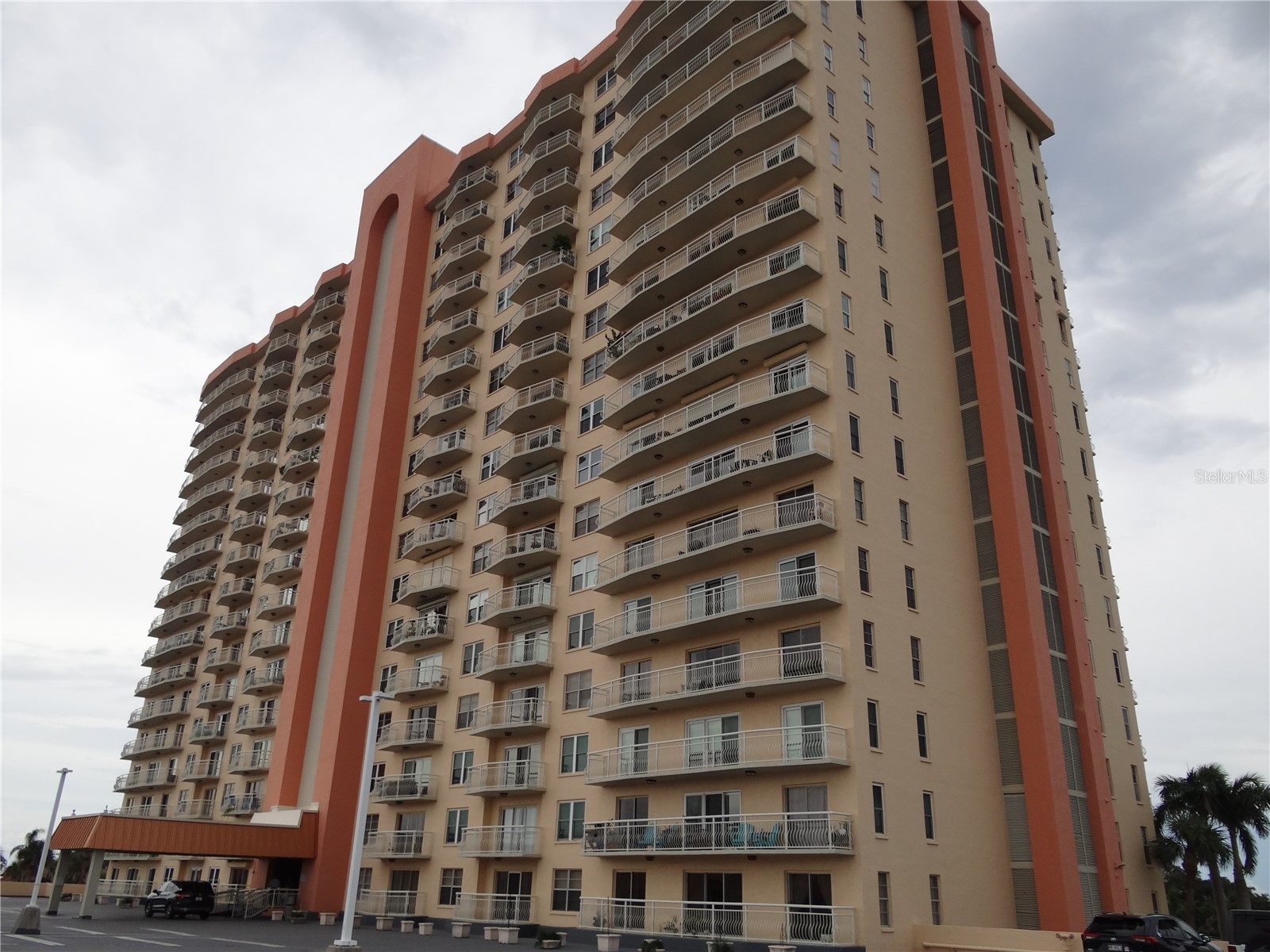 4900 Brittany Drive S #305 Saint Petersburg FL 33715 TB8507738 image1