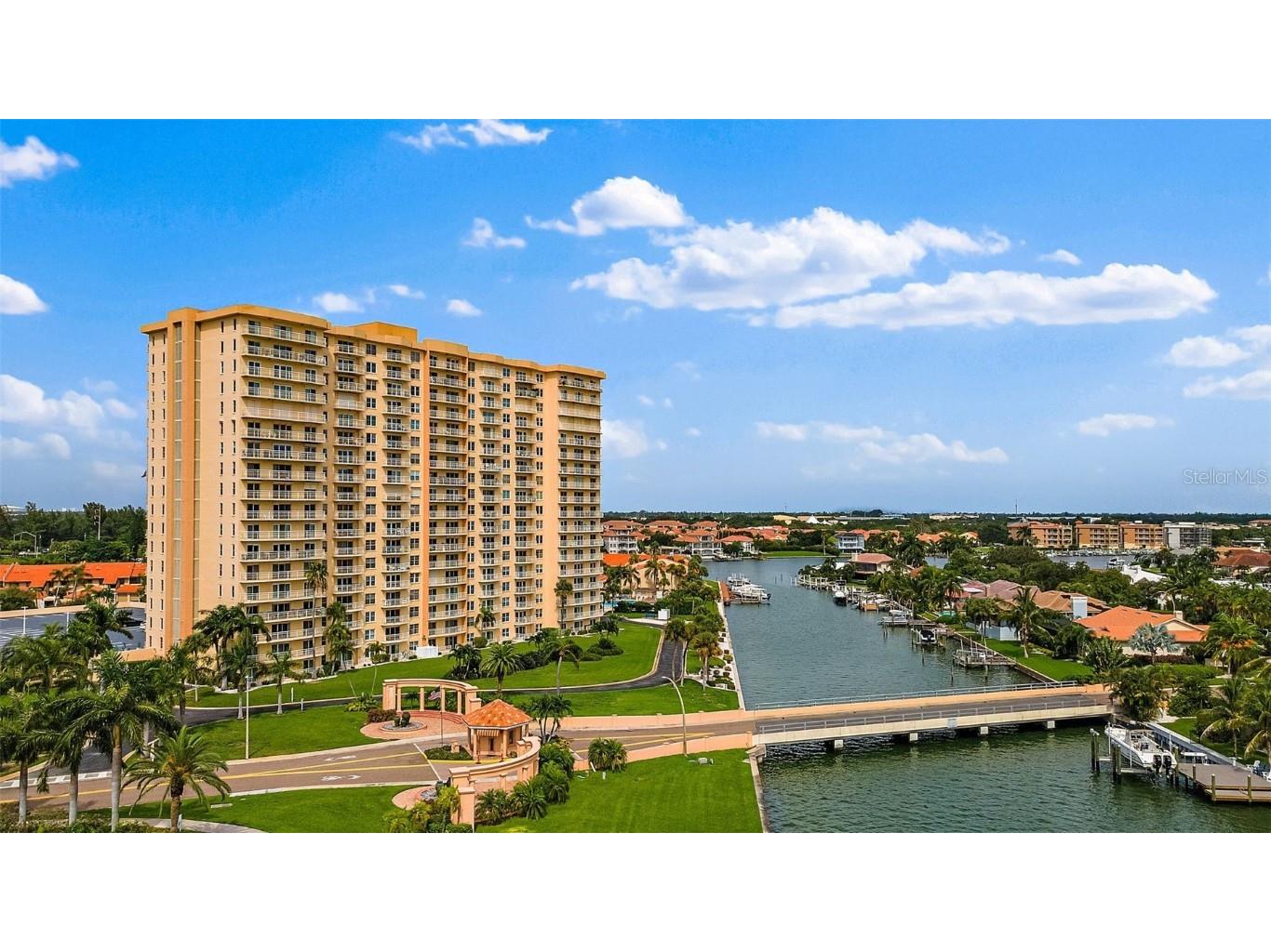 4900 Brittany Drive S #409 Saint Petersburg FL 33715 - BOCA CIEGA BAY TB8337716 image2