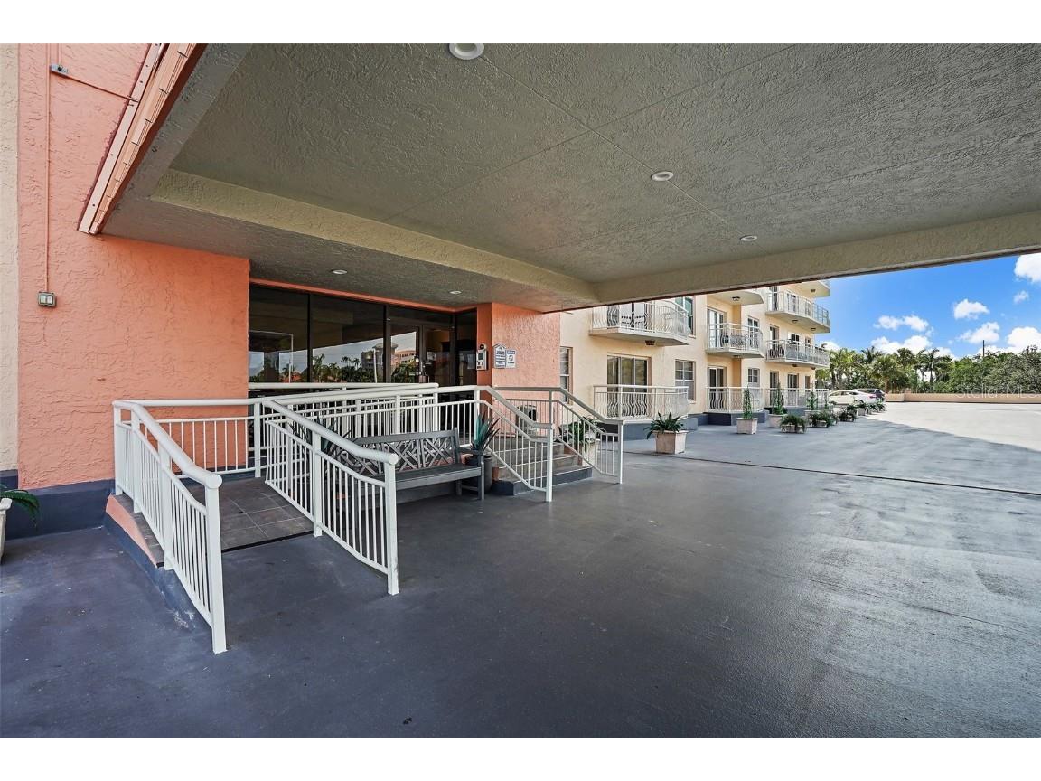 4900 Brittany Drive S #409 Saint Petersburg FL 33715 - BOCA CIEGA BAY TB8337716 image29