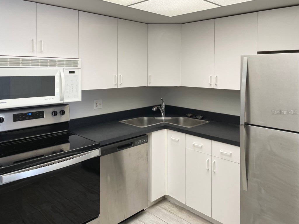 4900 Brittany Drive S #509 Saint Petersburg FL 33715 - BOCA CIEGA BAY / GULF TB8418540 image3