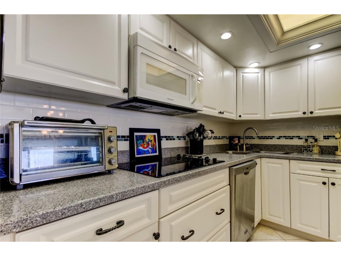 4900 Brittany Drive S #608 Saint Petersburg FL 33715 - BOCA CIEGA BAY TB8452839 image5