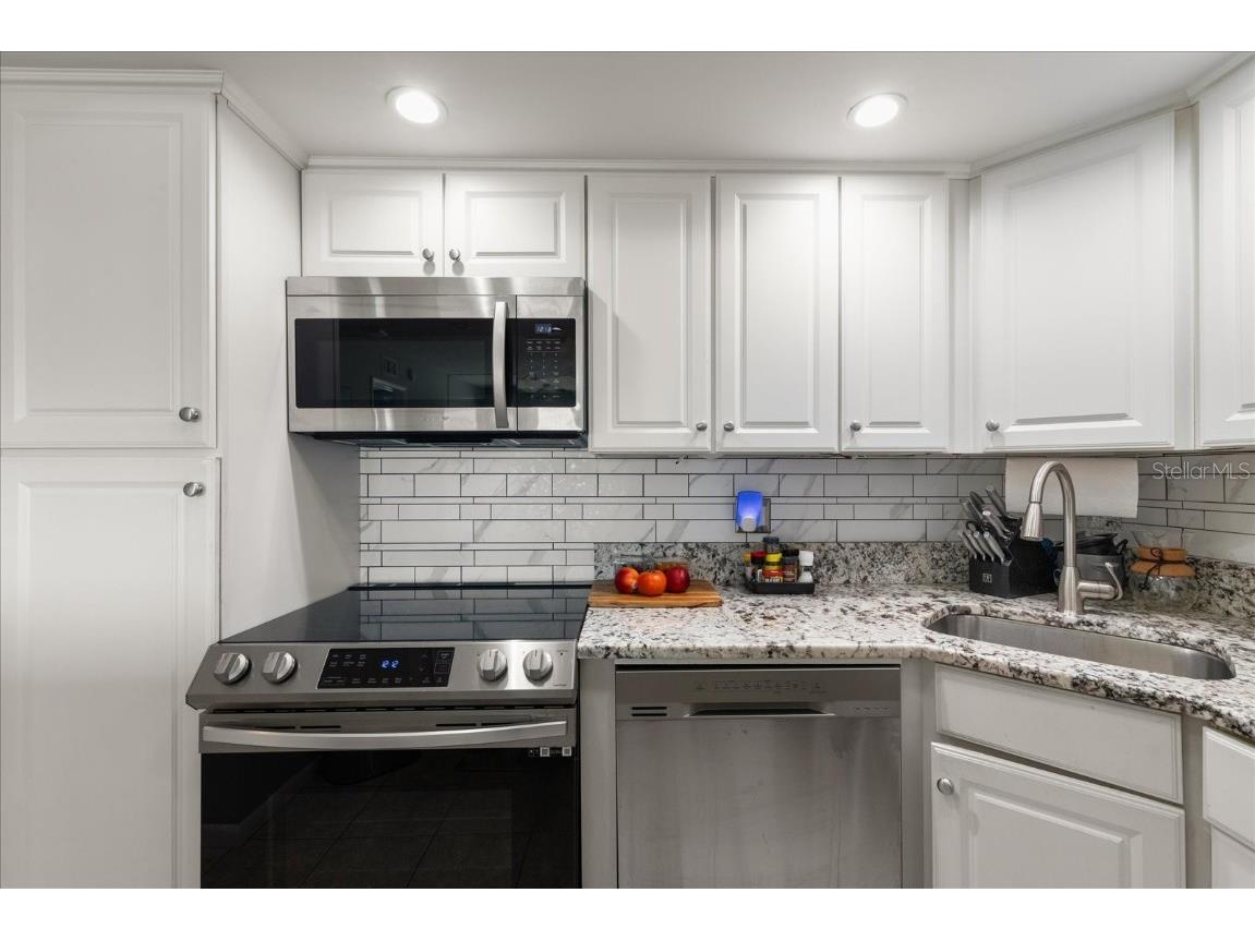 4900 Brittany Drive S #706 Saint Petersburg FL 33715 - BOCA CIEGA BAY TB8428308 image10