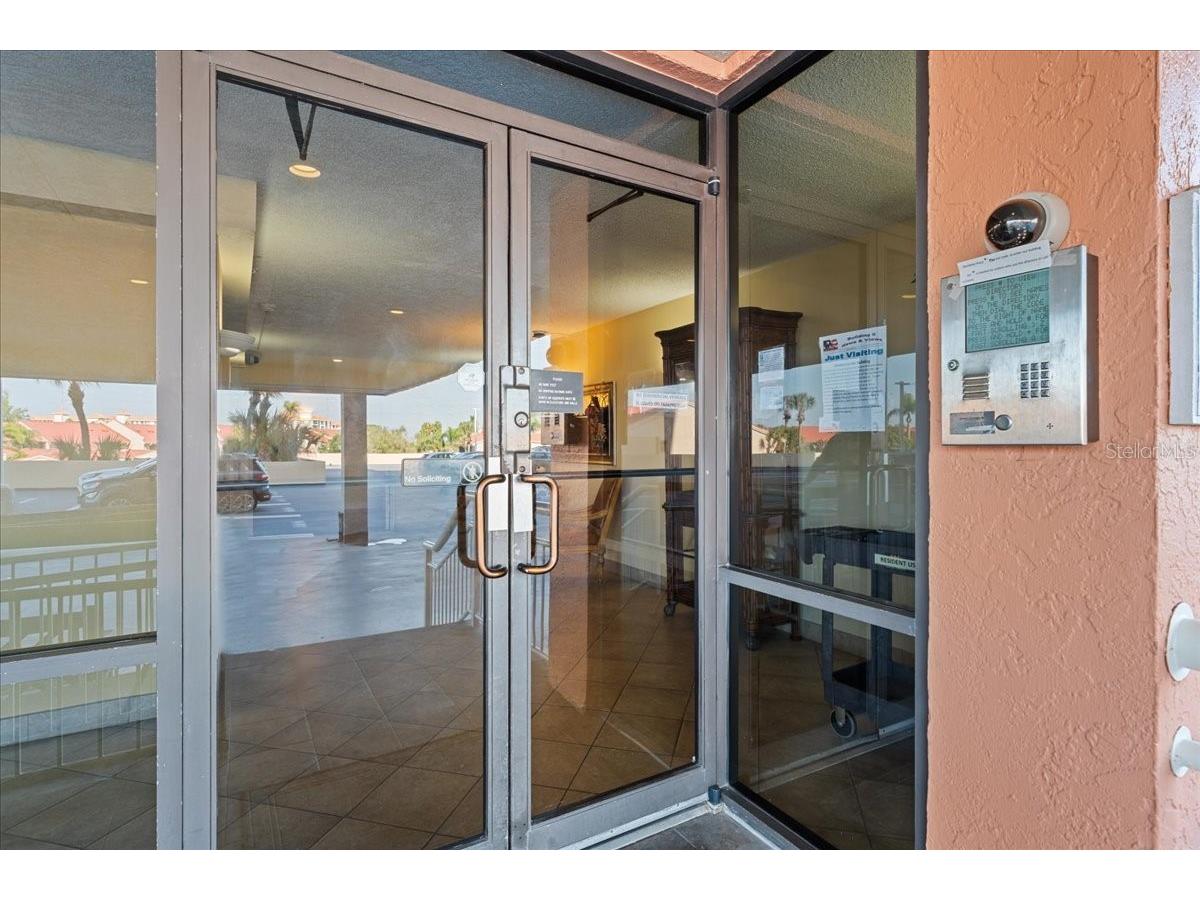 4900 Brittany Drive S #805 Saint Petersburg FL 33715 TB8458475 image17