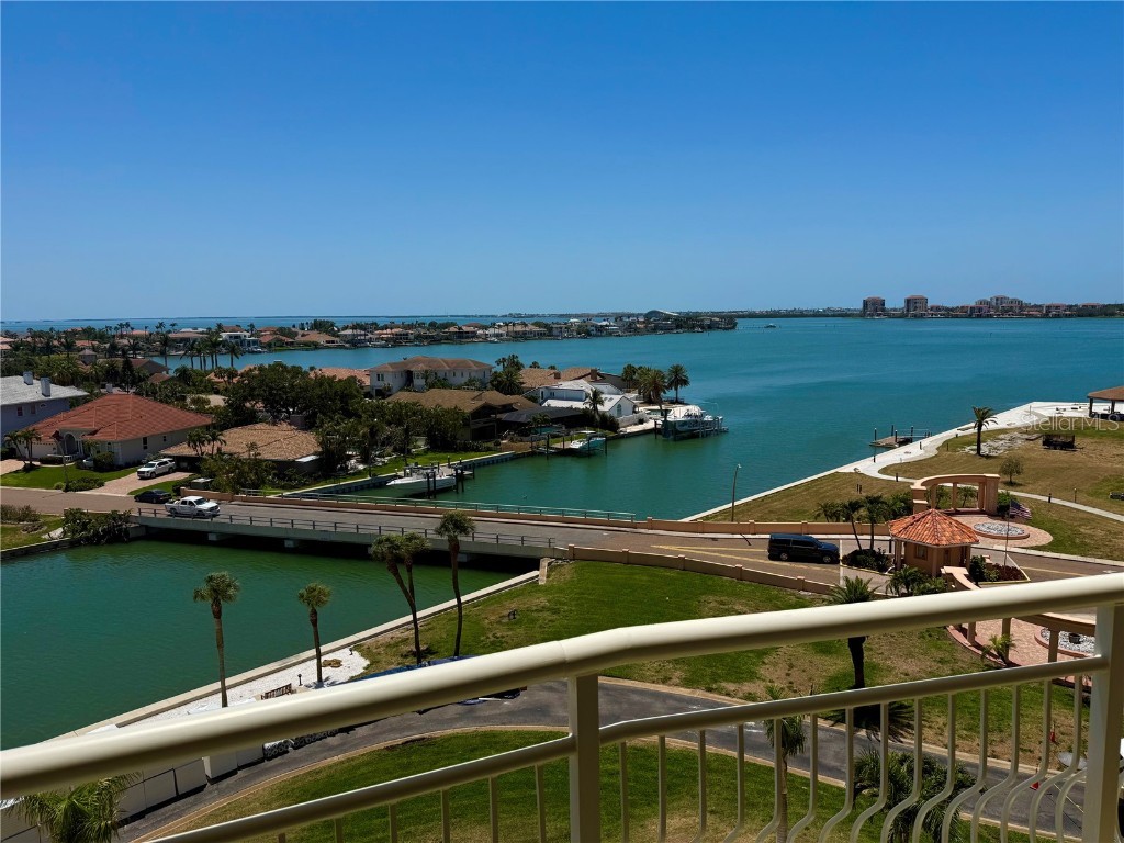 4900 Brittany Drive S #808 Saint Petersburg FL 33715 - BOCA CIEGA BAY TB8380957 image1