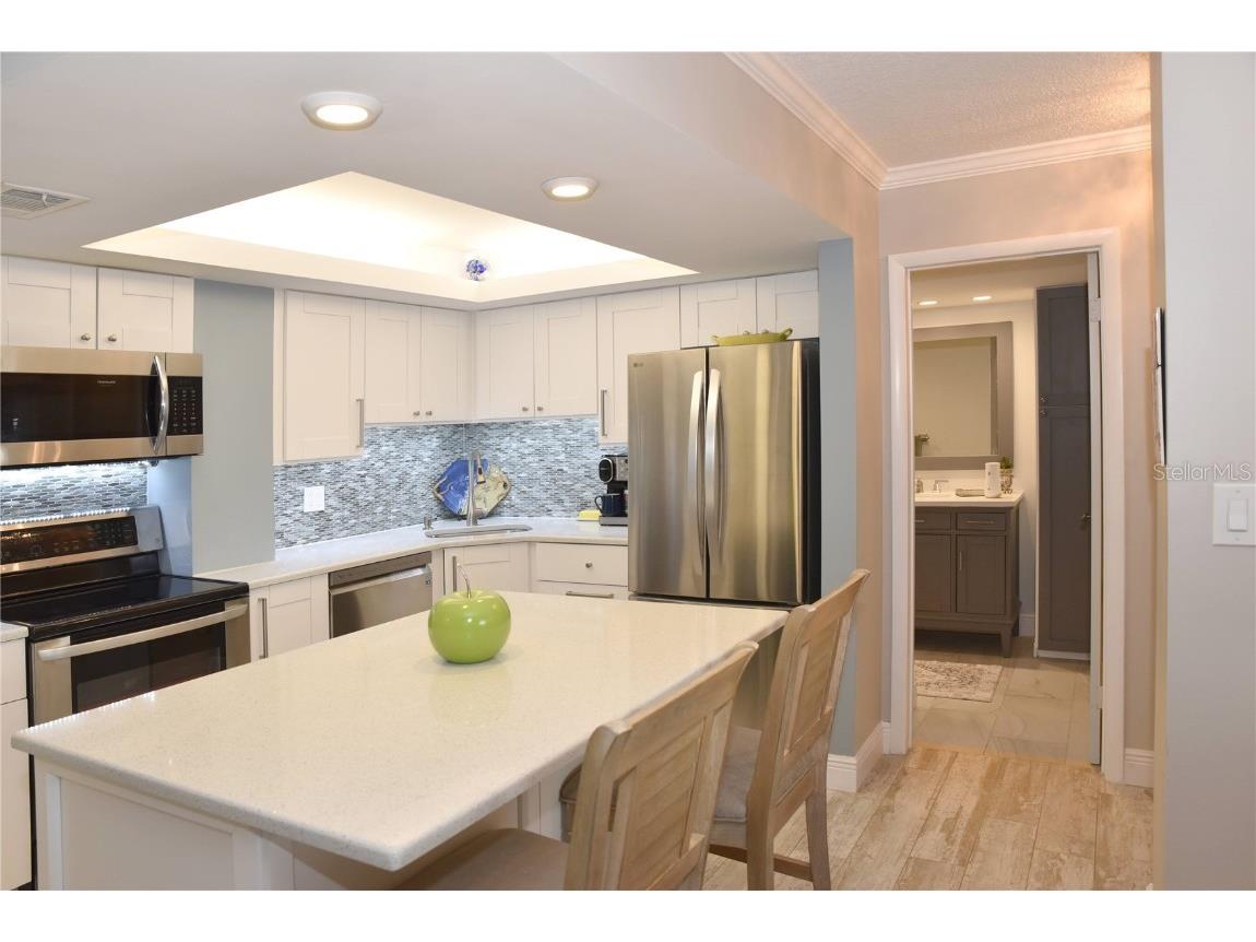 4900 Brittany Drive S #811 Saint Petersburg FL 33715 - BOCA CIEGA BAY GULF TB8448674 image3