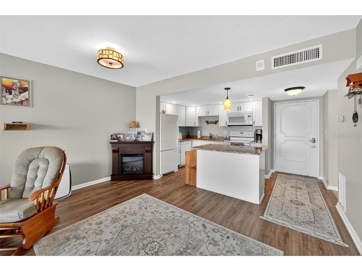 4900 Brittany Drive S #905 Saint Petersburg FL 33715 - BOCA CIEGA TB8437018 image15