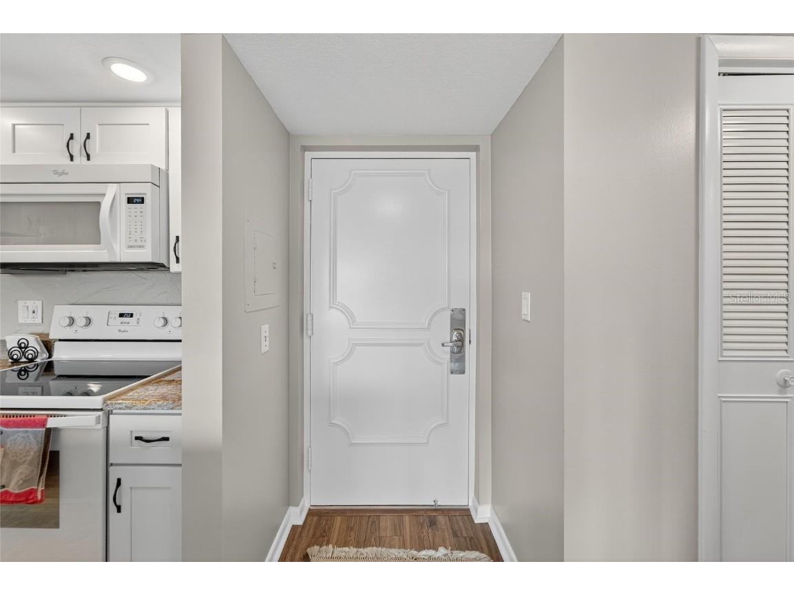 4900 Brittany Drive S #905 Saint Petersburg FL 33715 - BOCA CIEGA TB8437018 image6