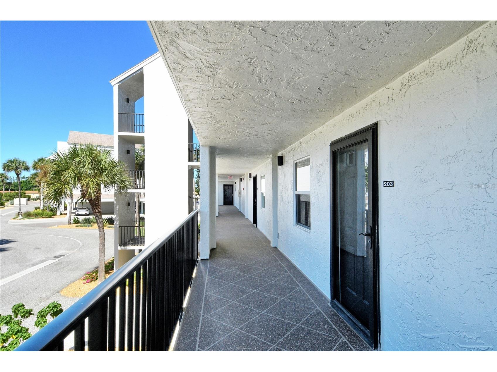 4900 Gulf Of Mexico Drive #203 Longboat Key FL 34228 - SARASOTA BAY ICW A4670932 image5
