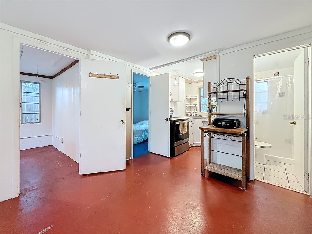 4900 Harding Road N Saint Petersburg FL 33709 TB8426908 image16