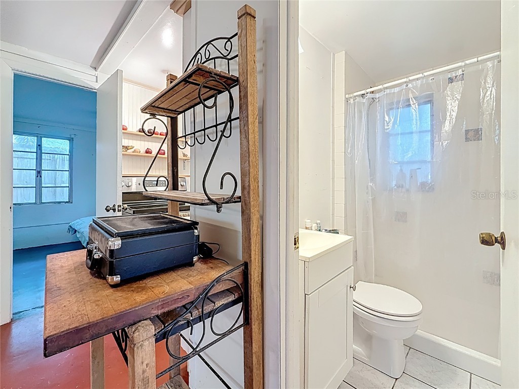 4900 Harding Road N Saint Petersburg FL 33709 TB8426908 image28