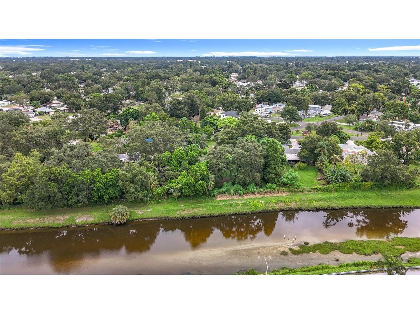 4900 Harding Road N Saint Petersburg FL 33709 TB8426908 image57