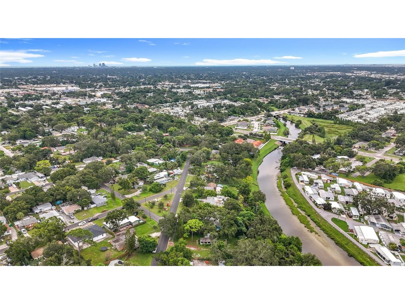 4900 Harding Road N Saint Petersburg FL 33709 TB8426909 image4