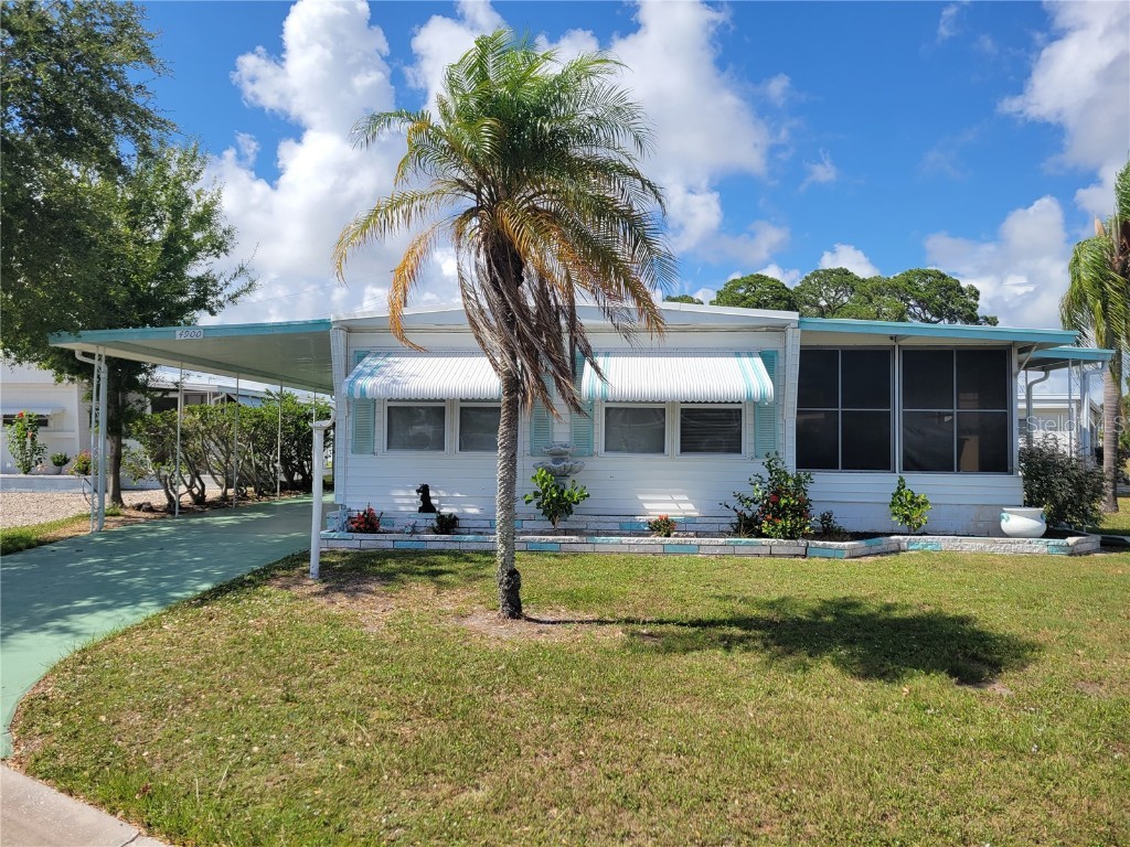 4900 Oakland Hills Avenue Sarasota FL 34234 A4576100 image1