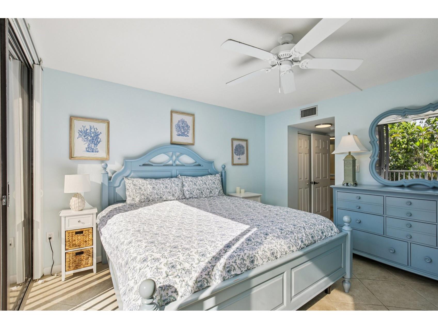 4900 Ocean Boulevard #201 Sarasota FL 34242 TB8456849 image15