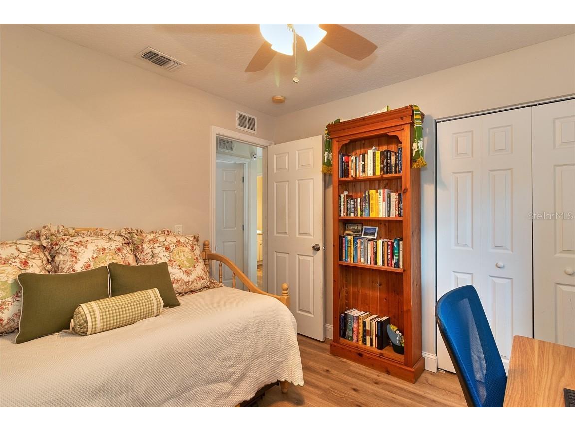 4900 Rosedale Place N Saint Petersburg FL 33714 TB8437508 image37