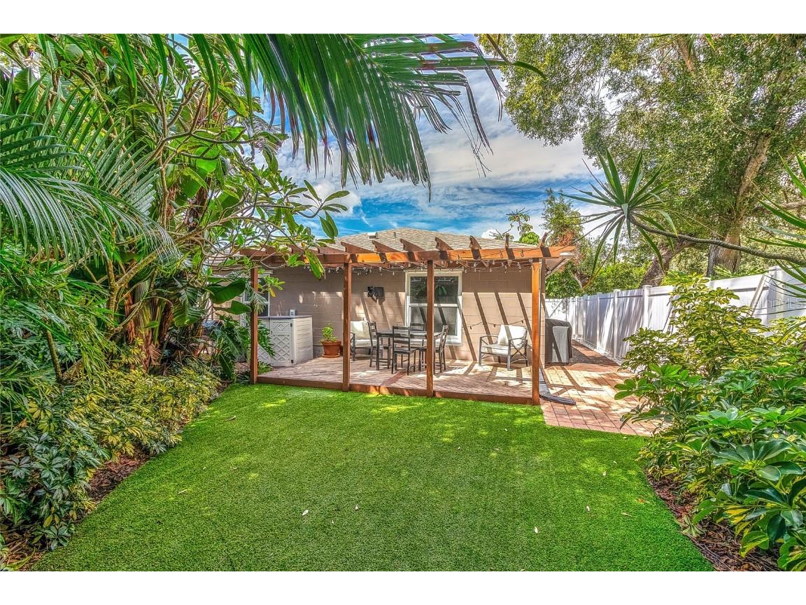 4900 Rosedale Place N Saint Petersburg FL 33714 TB8437508 image40