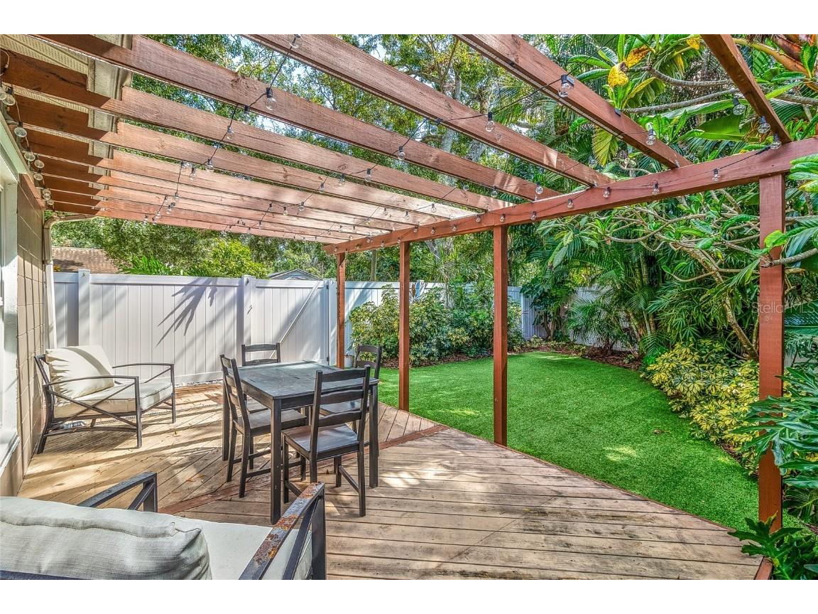 4900 Rosedale Place N Saint Petersburg FL 33714 TB8437508 image42