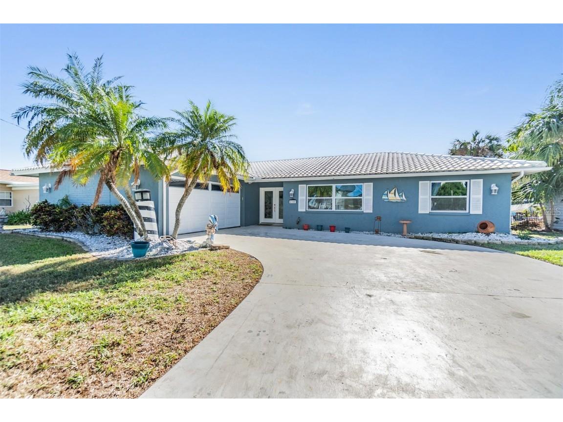 4900 Shoreview Court Port Richey FL 34668 TB8323677 image1