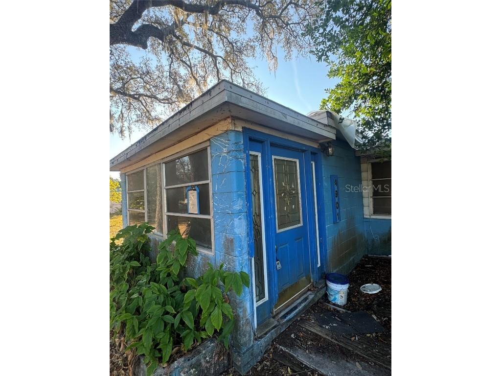4901 E Hanna Avenue Tampa FL 33610 O6364554 image1