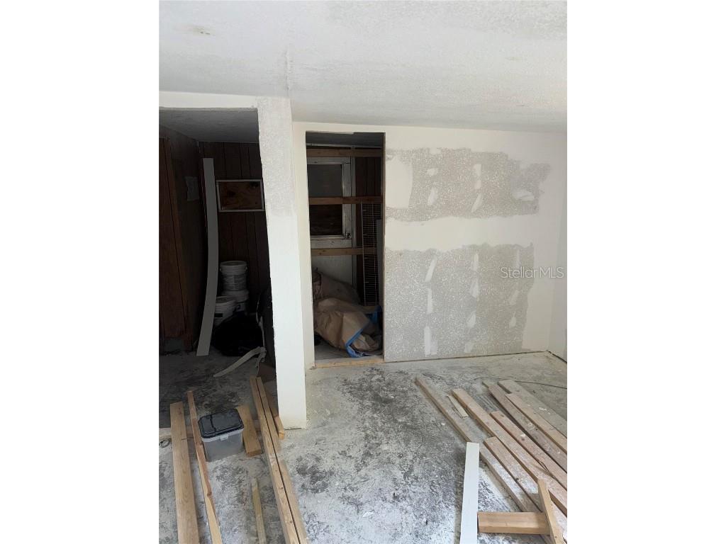 4901 E Hanna Avenue Tampa FL 33610 O6364554 image32