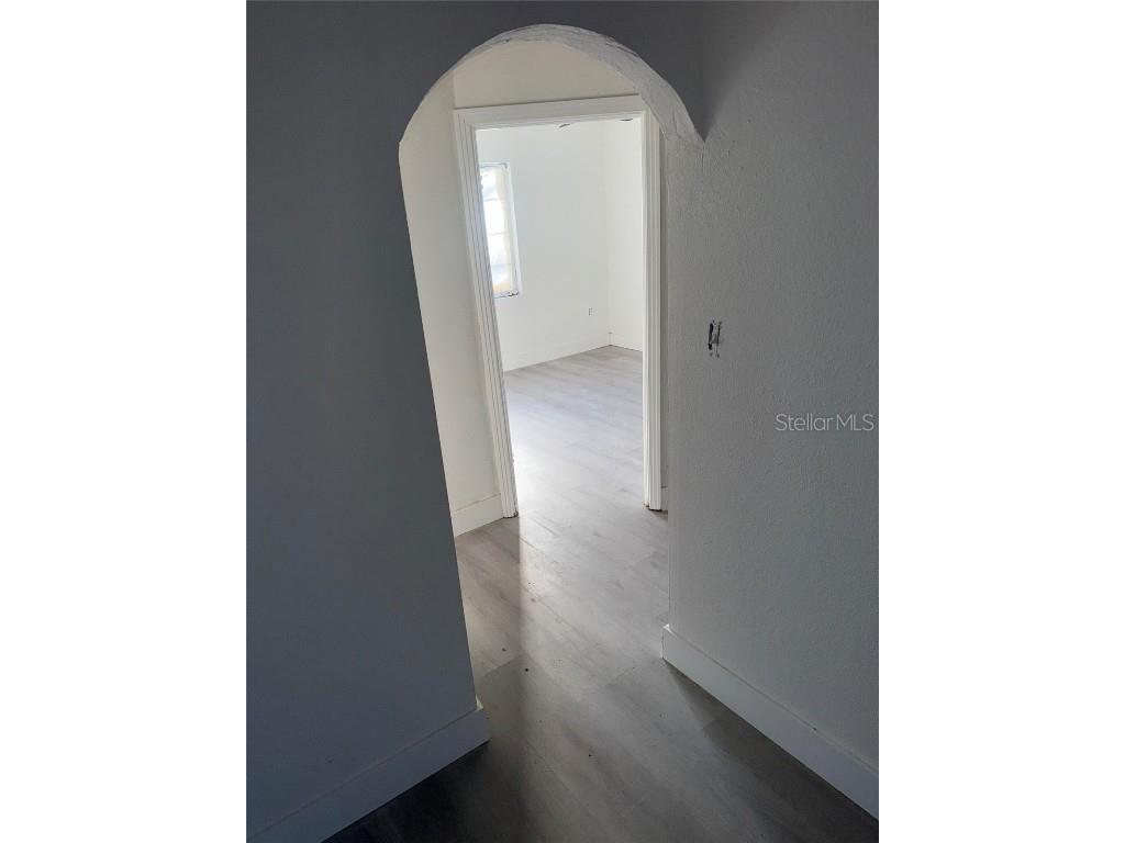 4901 E Hanna Avenue Tampa FL 33610 O6364554 image36