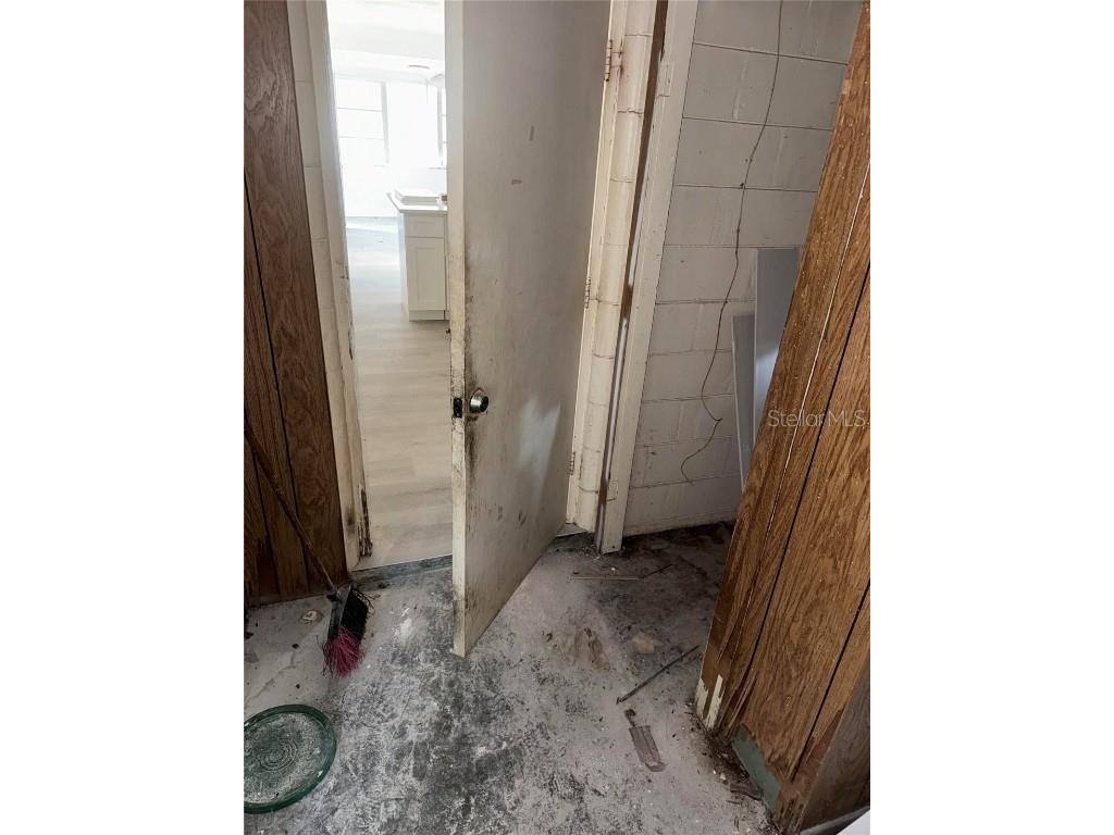 4901 E Hanna Avenue Tampa FL 33610 O6364554 image43