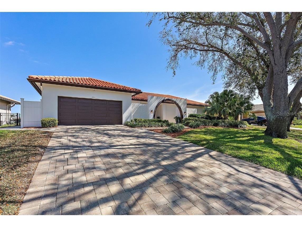 4901 Lansing St Ne Saint Petersburg FL 33703 - TAMPA BAY TB8353220 image1