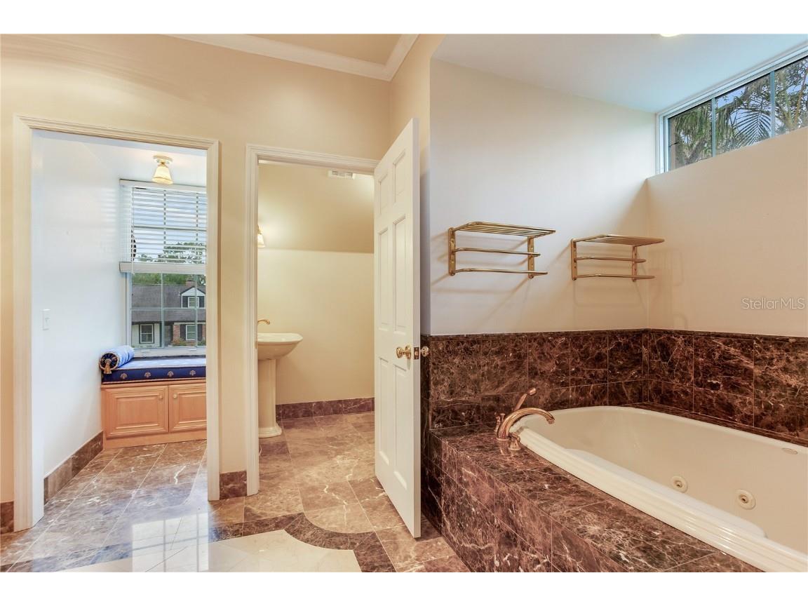 4901 W Estrella Street Tampa FL 33629 TB8399614 image53