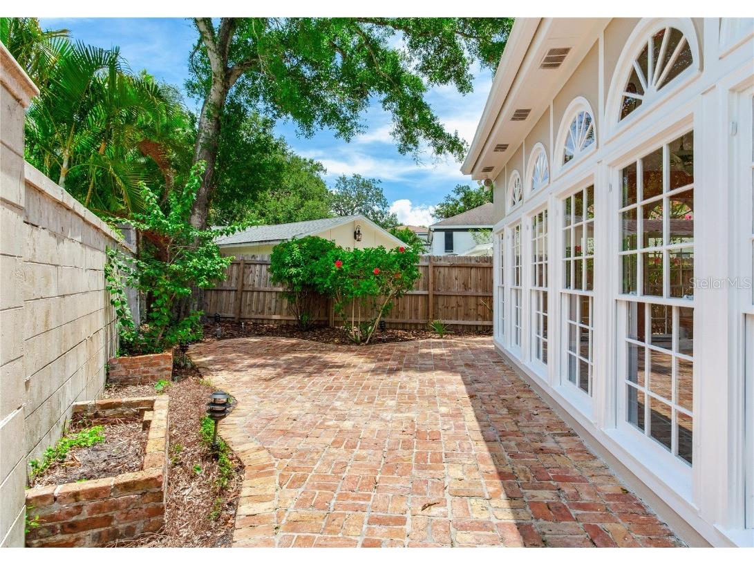 4901 W Estrella Street Tampa FL 33629 TB8399614 image69