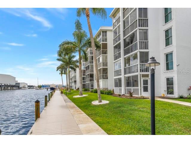 4902 38th Way S #509 Saint Petersburg FL 33711 TB8514936 image38