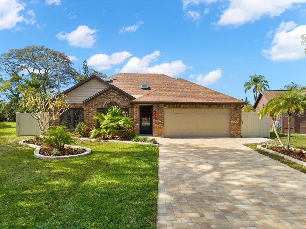 4902 81st Avenue Terrace E Sarasota FL 34243 A4596220 image1